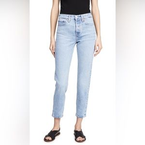 Levi’s Wedgie Icon fit ankle jeans